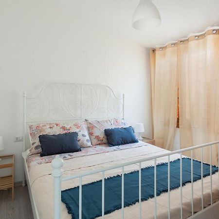 Casa La Brezza Iun R3224 Apartment Torre dei Corsari Luaran gambar