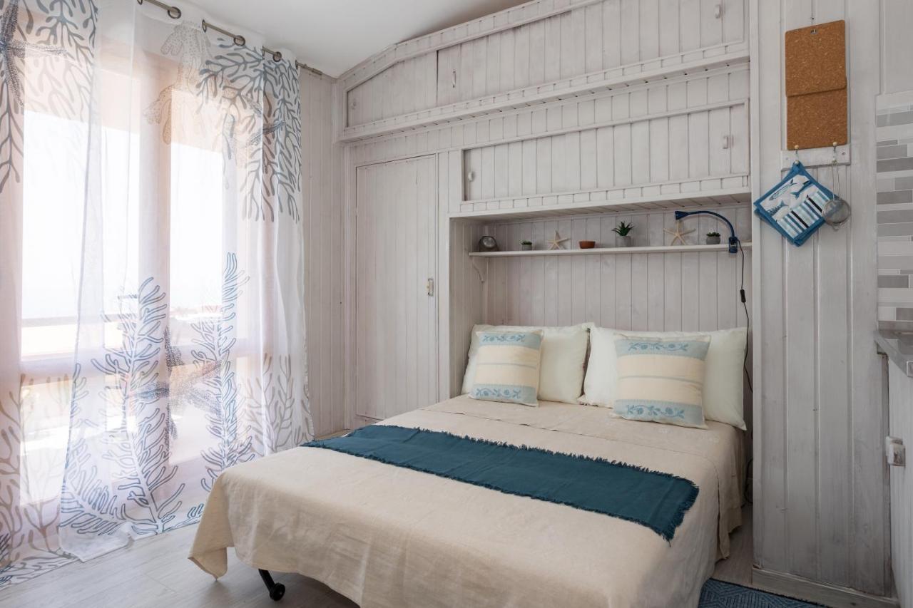Casa La Brezza Iun R3224 Apartment Torre dei Corsari Luaran gambar